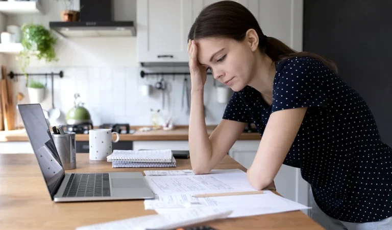 Personal Finance Mistakes to Avoid in Your 20s and 30s